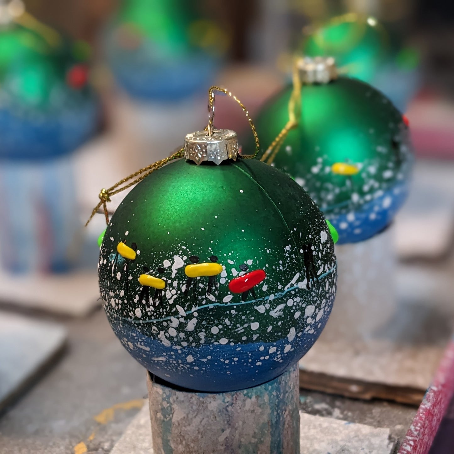 Hand Painted Bauble - Green - Porthleven